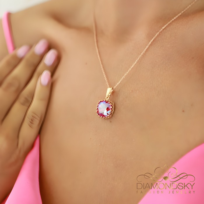 Jewelry Set “Vintage V (Light Siam Shimmer)” created with Crystals by Swarovski®