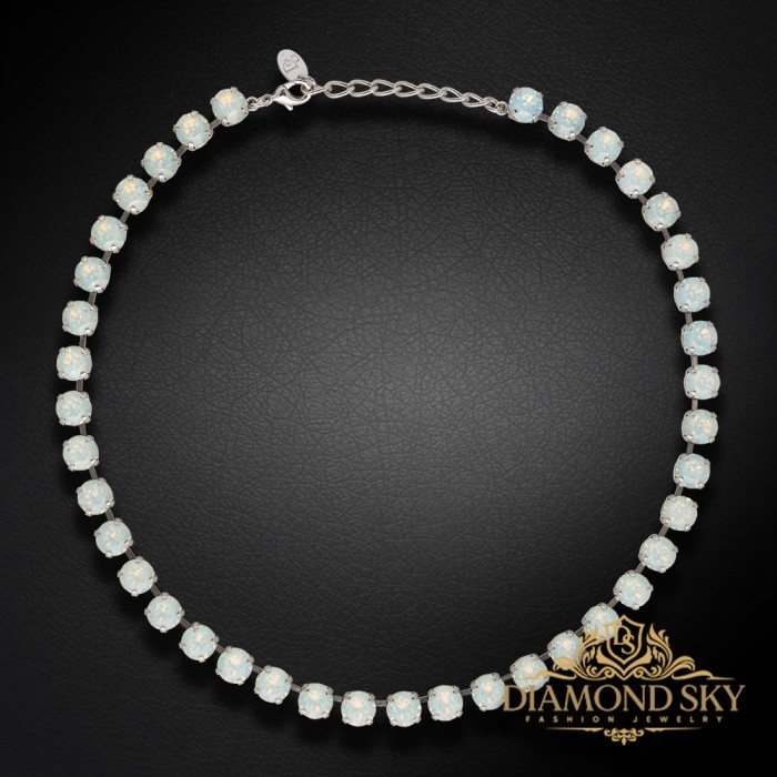 Kaklo papuošalas moterims DiamondSky „Classic (White Opal)“ su Swarovski kristalais