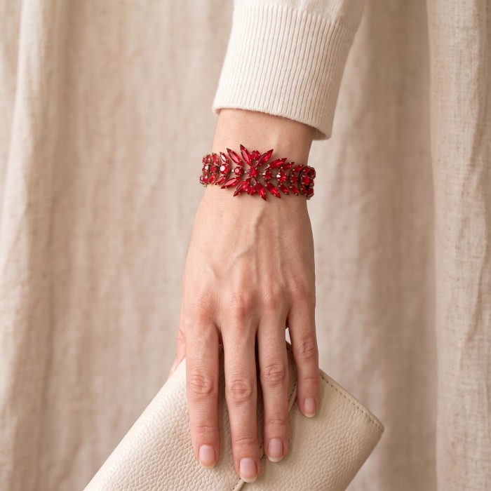 Bracelet “Crystal Temptation” (Light Siam) with Preciosa® crystals