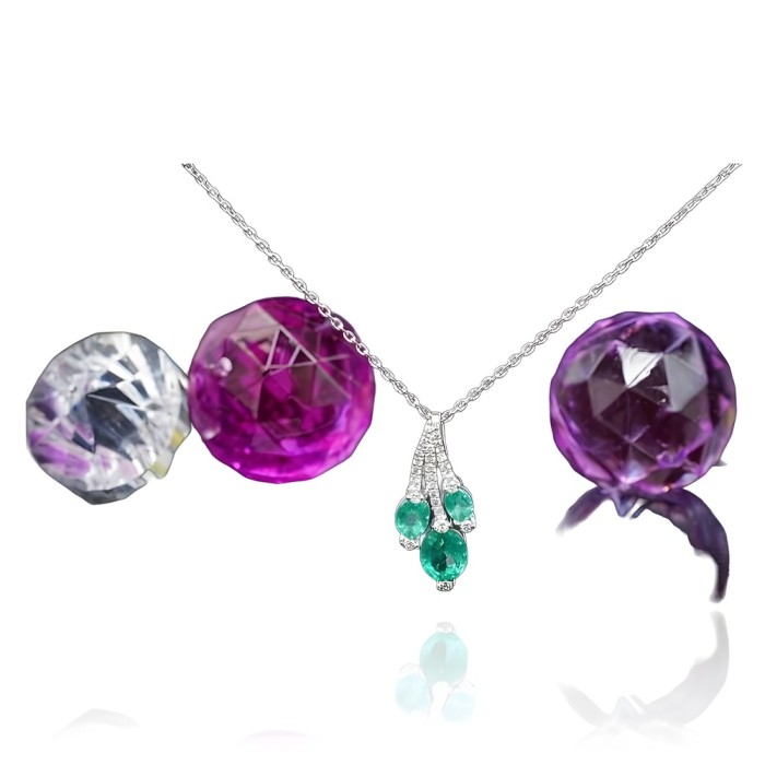 Gold Diamond and Emerald Pendant “Emerald Vine”