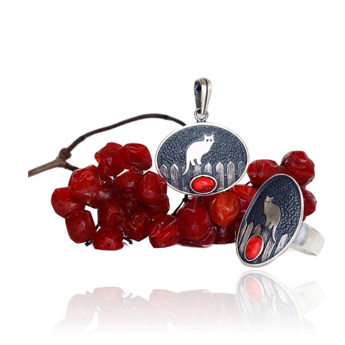 Sterling Silver Coral Ring “Midnight Cat”