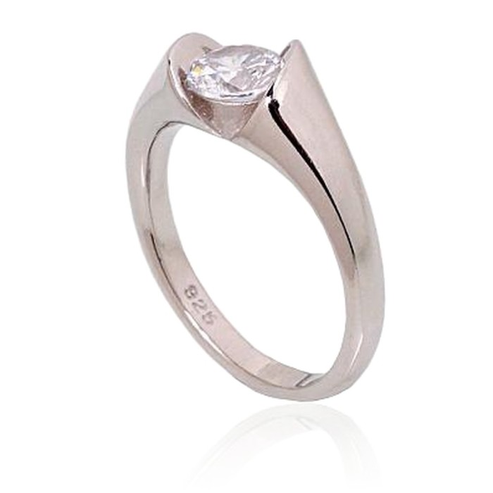 Sterling Silver Cubic Zirconia Ring “Rotunda”
